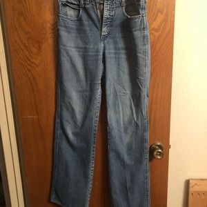 Brittania Men’s Jeans 33x32, zipper is off track